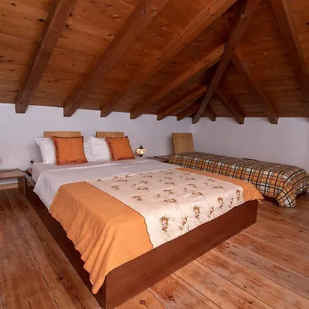 Aeolos Guest house *