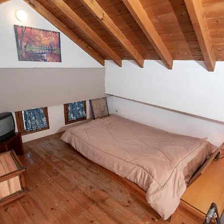 Guest house Aeolos