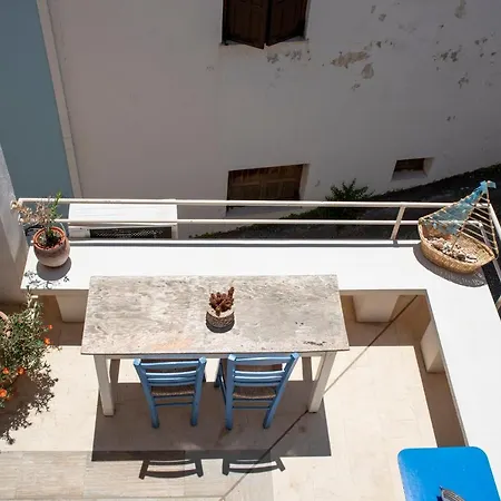 Aeolos Guest house